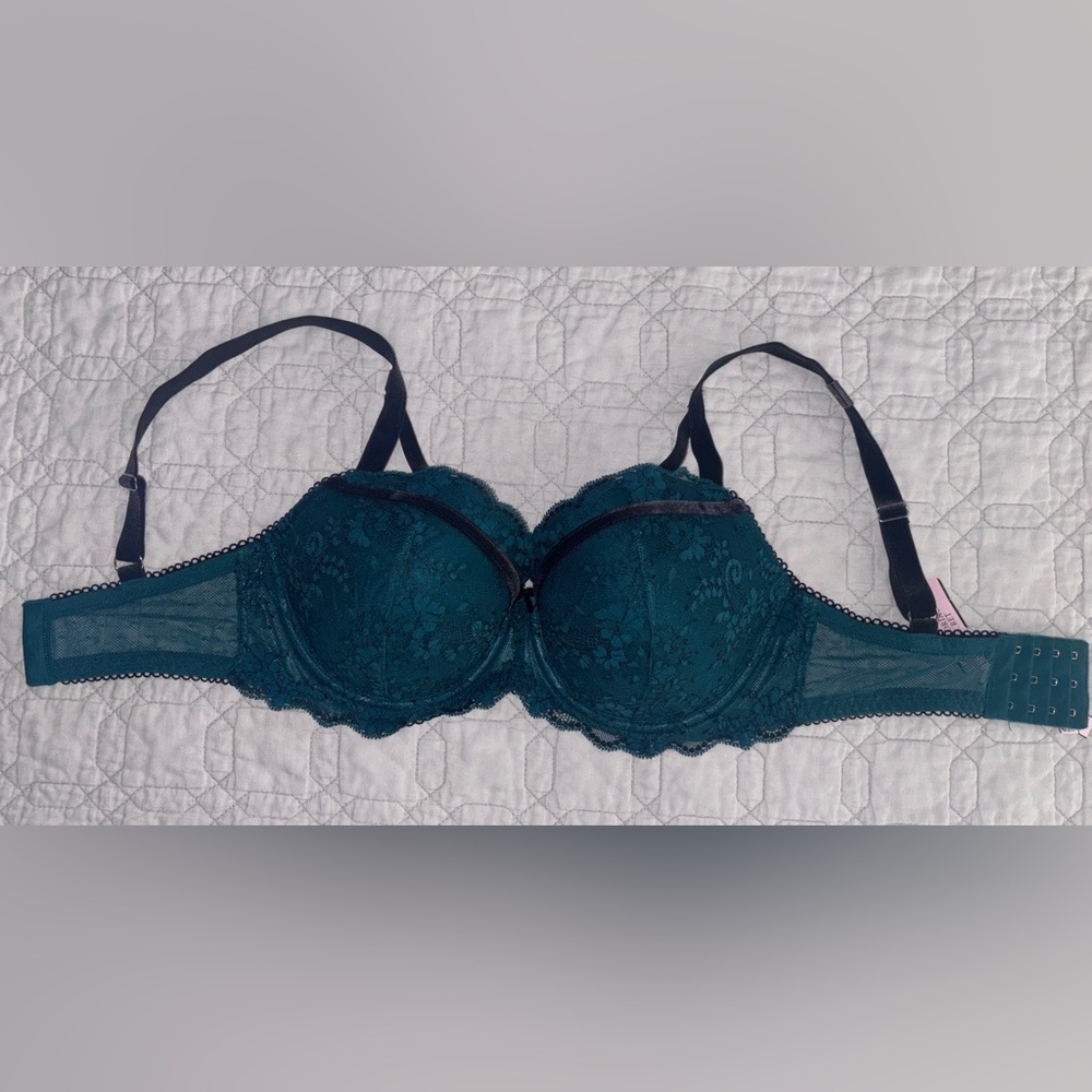 Victoria's Secret Dream Angels Lined Demi Lace Bra 34DDD